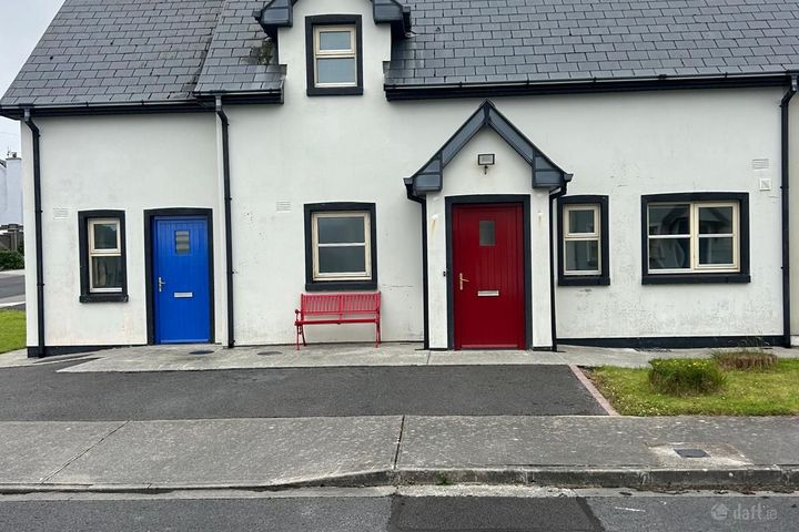 15 CLUAIN UILINN, SPANISH POINT ROAD, MILTOWN MALBAY