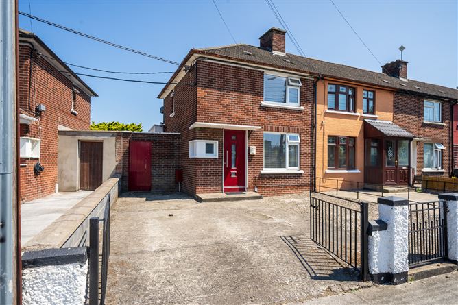 224 LE FANU RD, BALLYFERMOT, DUBLIN 10