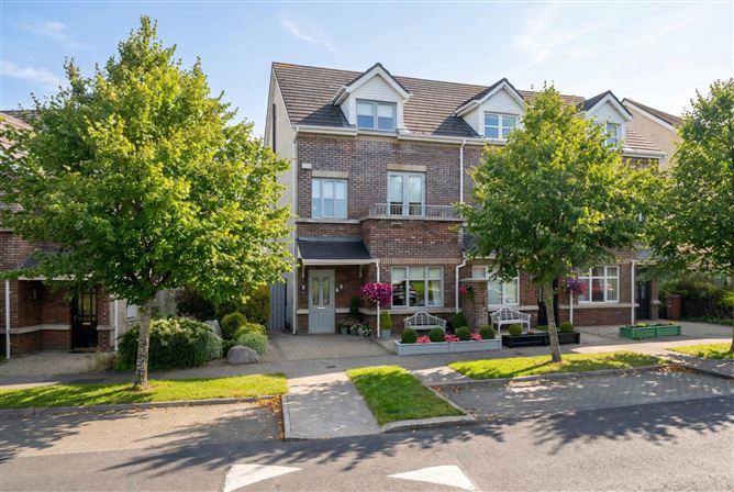 32 Latchford Green, Clonee, Dublin 15, Co. Dublin, D15X4TX
