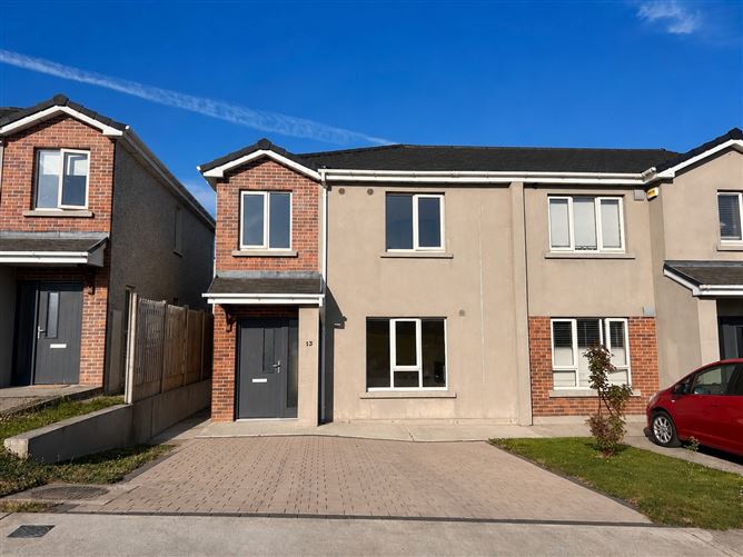 13 Manor Drive, Roxborough Manor, Mulgannon