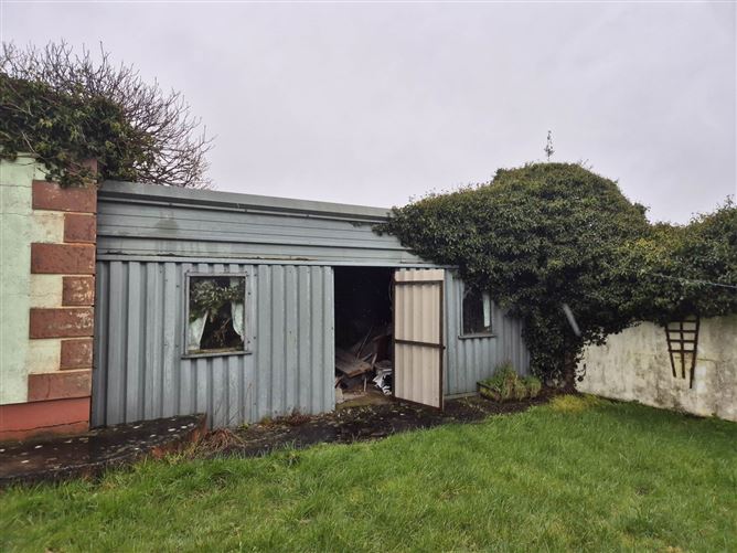 The Firs, 5 Patrician Drive, Carrickmacross, Monaghan