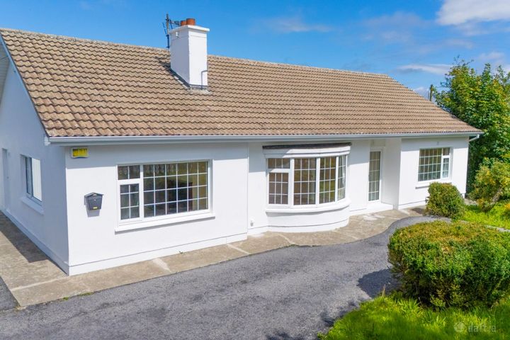 Claremorris Road, Friarsquarter East, Ballinrobe, Co. Mayo, F31DX37