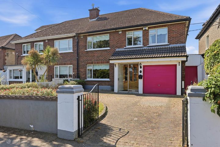 160 Foxfield Grove, Raheny, Dublin 5, D05Y2R1