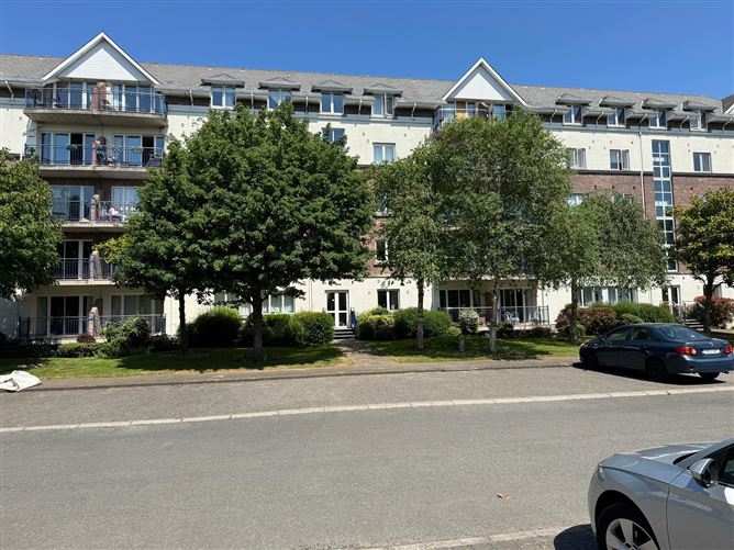 Apartment 82, Hampton Square, Dublin 7, Navan Road