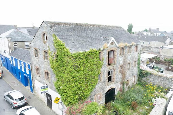 WOLFE TONE ST, KILMALLOCK, LIMERICK
