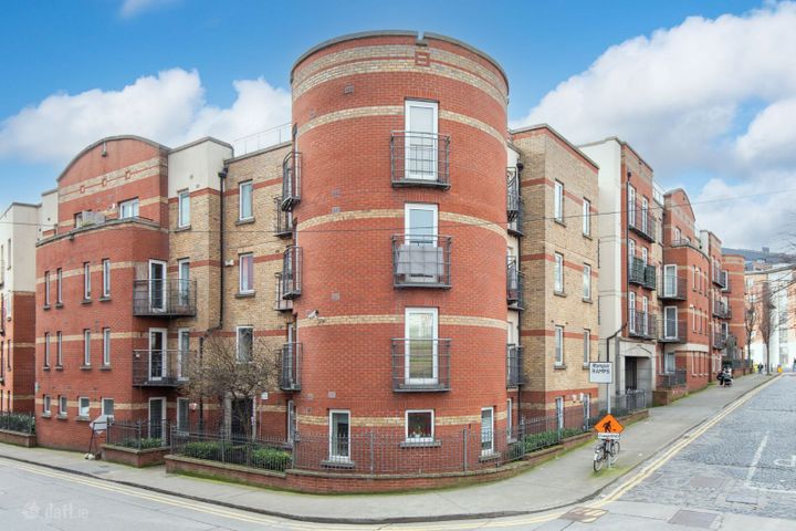 83 Newmarket Square, South City Centre - D8, Dublin 8