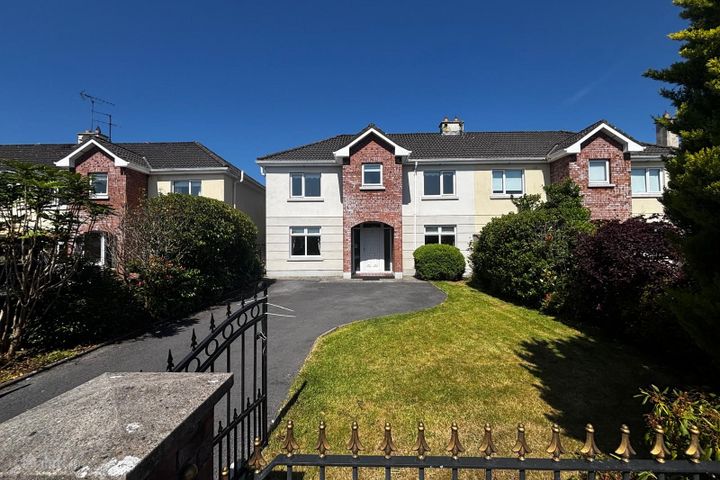 19 THE CRICKET FIELDS, DUNMORE RD TUAM, GALWAY