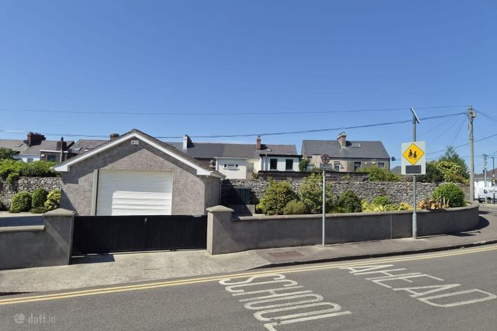 13 BELLAIR CLOSE, DOUGLAS RD, CORK