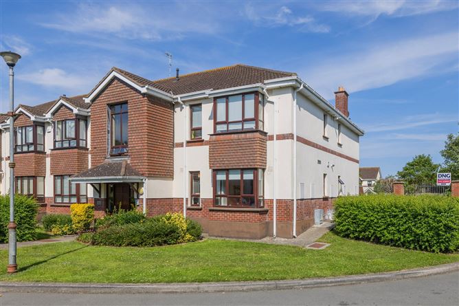 40 LADYCOVE, PALMER RD, RUSH