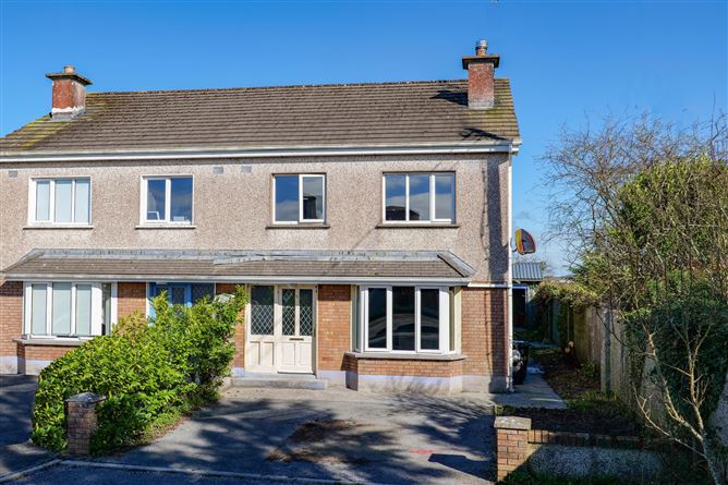 5 Ard Esker, Athenry, Co. Galway