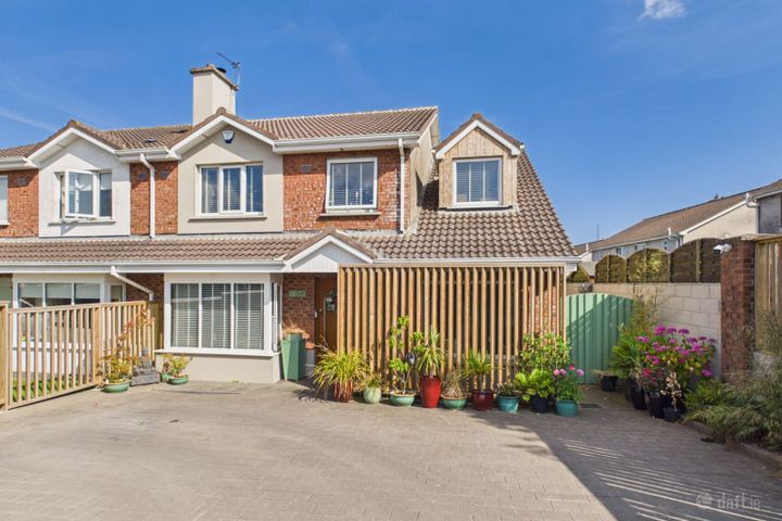 54 MEADOWBROOK, TRAMORE, WATERFORD