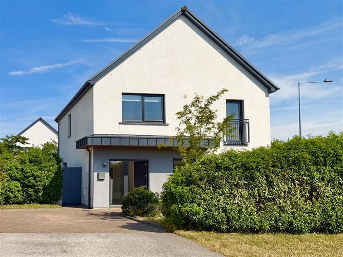 26 Rose Crescent, Rath Ullord, New Orchard