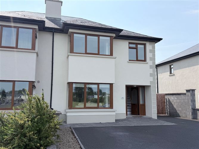30 Cluain Doire, Newtownforbes