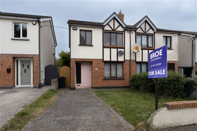 12 Woodford Parade, Dublin 22, Clondalkin, Dublin 22, D22V4X5