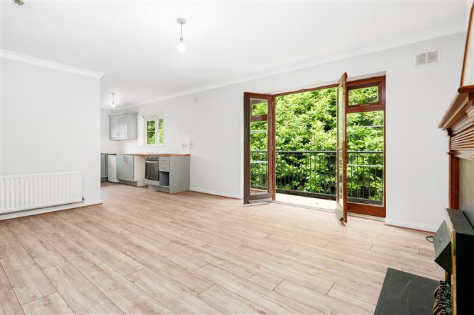 6 Curragh Hall Wood, Tyrrelstown, Dublin 15