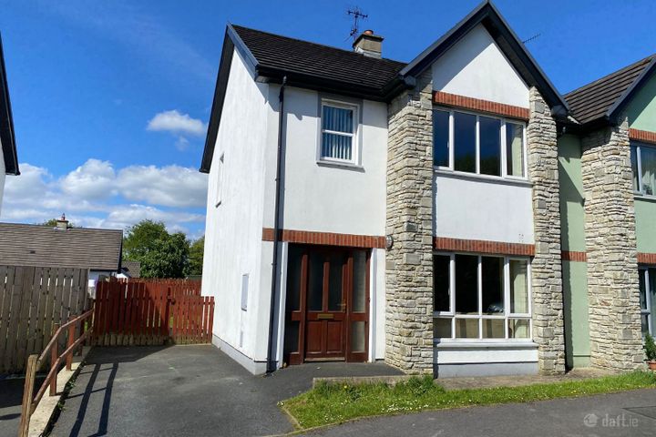 8 FOREST PARK, KILLYGORDON, LIFFORD, CO. DONEGAL