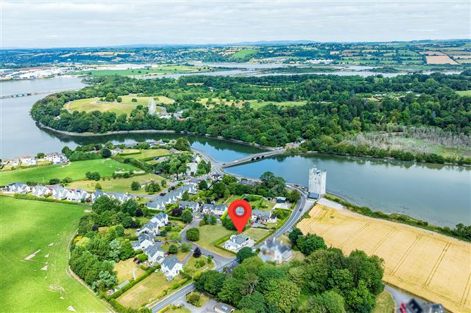 CASTLEVIEW, BELVELLY, COBH, CO. CORK