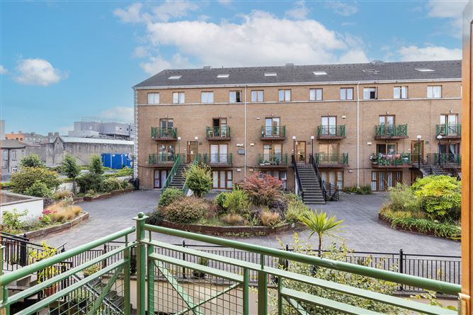 APT 6, 39 40 DORSET ST, DUBLIN 1