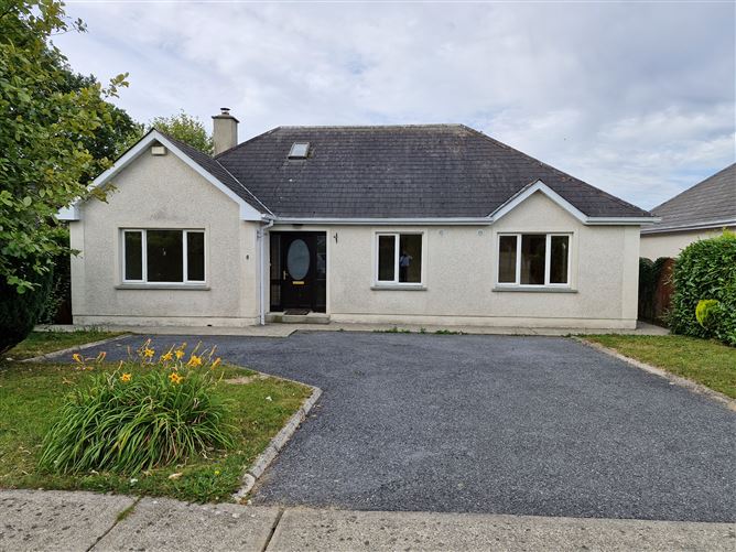 8 BEECHWOOD PARK, TINAHELY, CO WICKLOW