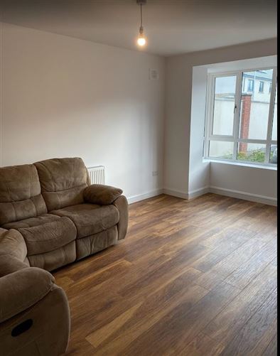 8 THE LAWN, CASTLELAND PARK, BALBRIGGAN