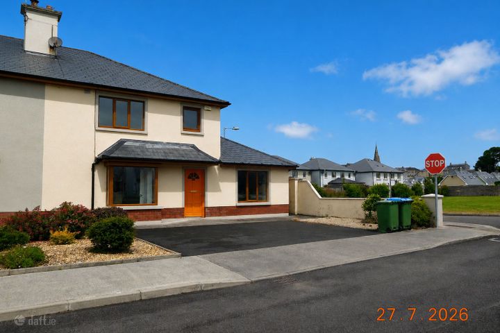 16 THE MEADOWS, BRIDGE ROAD, LISTOWEL