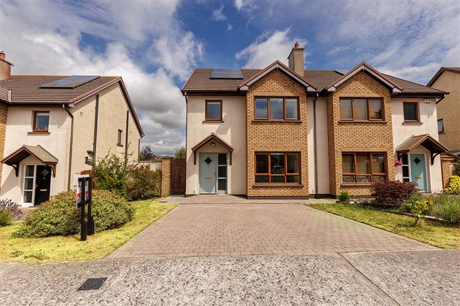 76 Monksfield, Abbeyside, Dungarvan