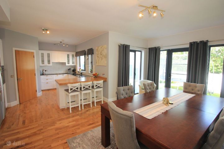 17 The Beeches, Woodville, Glanmire, Co. Cork