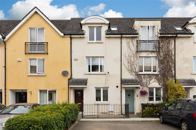 33 Delhurst Terrace, Ongar, Dublin 15, D15A8H1