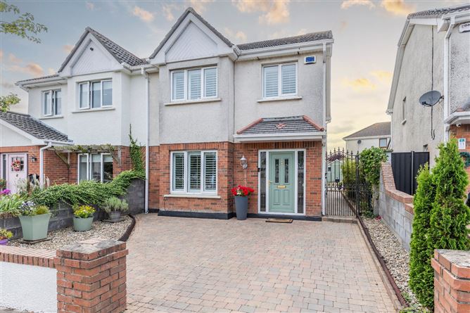 10 LAMBAY VIEW, DUBLIN