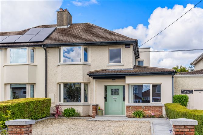 30 Seafield Crescent, Booterstown
