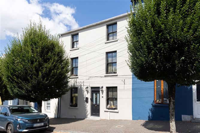 17 Bishop Street, Cobh, Cobh, Co. Cork, P24X229