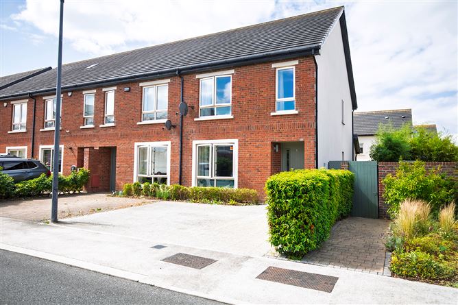 1 PARKSIDE WALK, PARKSIDE, MALAHIDE RD