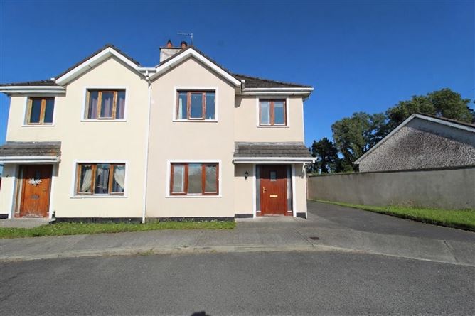 1 BREATHNACH COURT, FERBANE, OFFALY