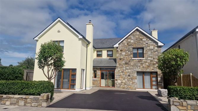 21 Hillcrest, Claremorris, Claremorris, Co. Mayo, F12K7R7