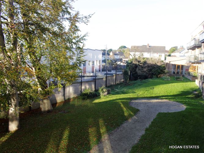 APT 64, RIDGE HALL, BALLYBRACK