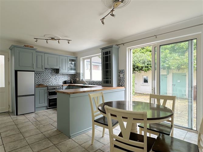 90 LIOSMOR, CAPPAGH RD, GALWAY