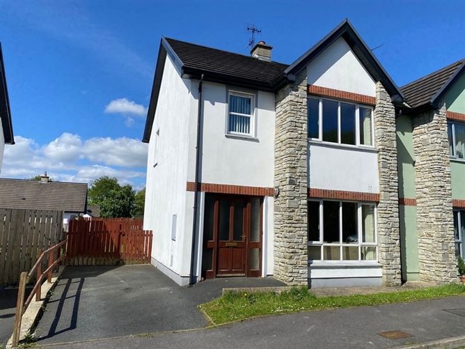 8 Forest Park, Killygordon, Co. Donegal