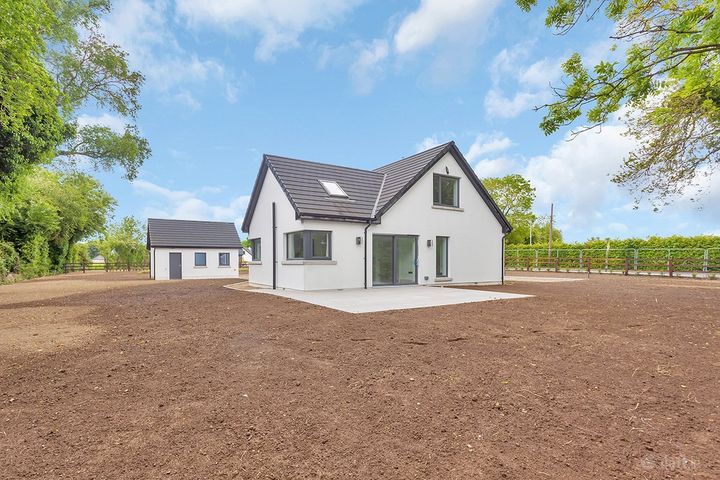 3 KILSHANROE, CO KILDARE
