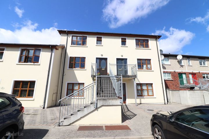 9 THE GROVE, DOORADOYLE ROAD, DOORADOYLE