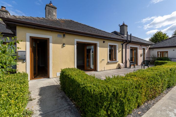 6 WATERS EDGE, BALLYLEAGUE, LANESBOROUGH