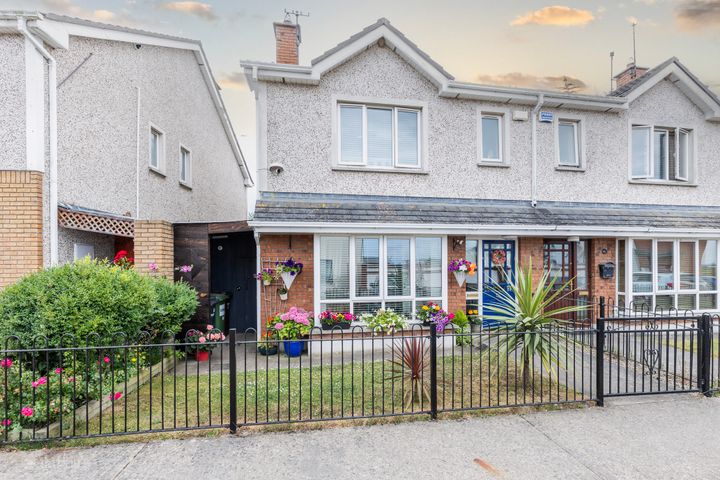 60 CASTLELAND PARK VIEW, BALBRIGGAN, CO DUBLIN