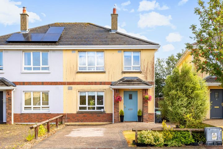 4 CARRICKHALL LANE, EDENDERRY, COUNTY OFFALY
