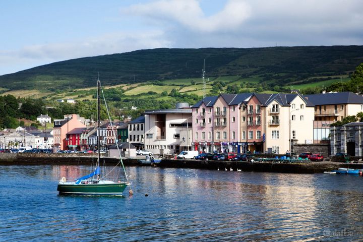 16 AN MUILEANN, BANTRY, CORK