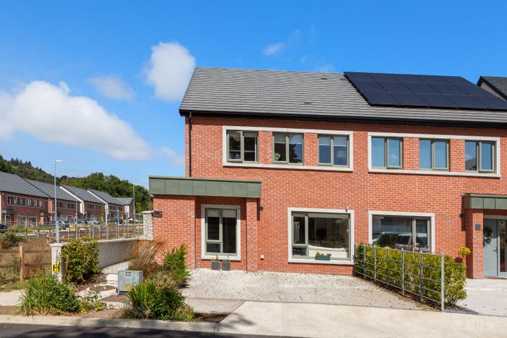 8 Littlebrook, Chapel Road, Delgany
