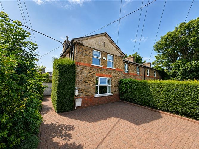 12 SALLYNOGGIN VILLAS, UPPER GLENAGEARY RD, SALLYNOGGIN