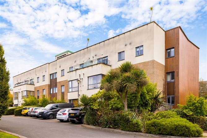 12 BLACKLION MANOR, GREYSTONES, WICKLOW