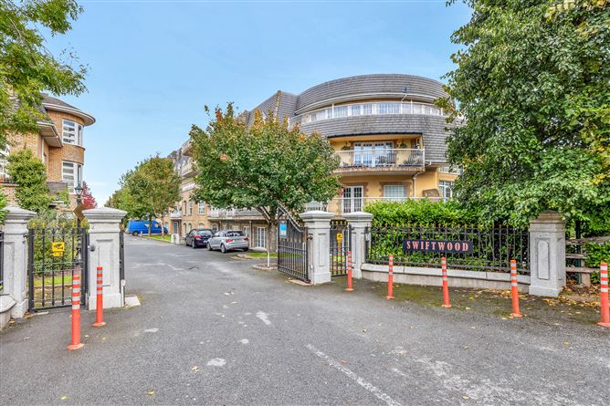 417 SWIFTWOOD, GARTERS LANE, SAGGART