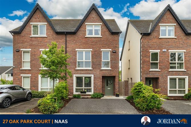 27 Oak Park Court, Oak Park, Naas