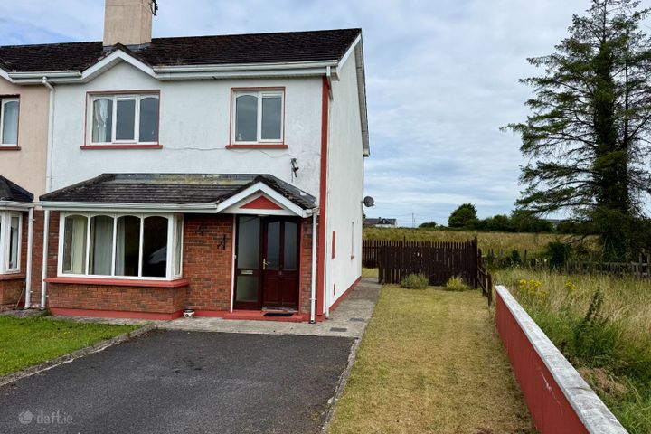 16 Cherryvale, Ballyhaunis, County Mayo