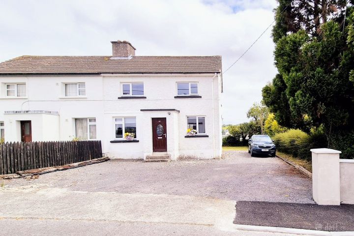 46 MCDERMOTT TERRACE, MANORHAMILTON, LEITRIM
